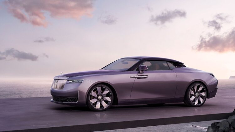 rolls-royce-introduces-the-mesmerising-gemstone-droptail