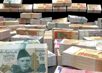 fia-found-rs-7-billion-cash-in-a-raid-at-rawalpindi