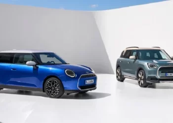 mini-introduces-new-all-electric-models-at-iaa-2023