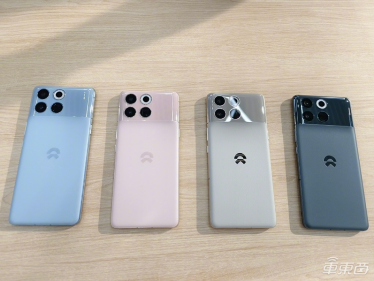 nio-introduces-cross-functional-smartphone-in-china