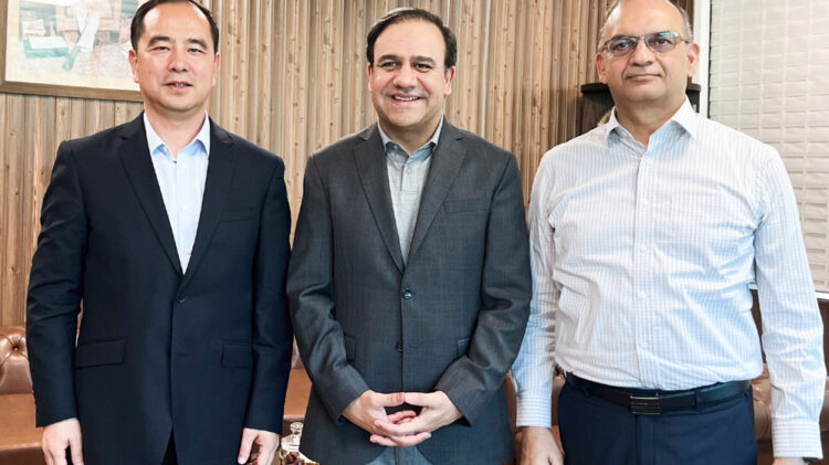 zongs-ceo-mr-huo-reaffirms-vow-to-invest-in-digital-pak