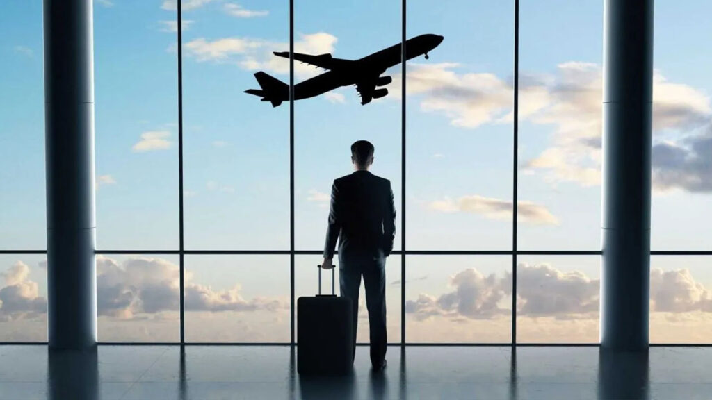 for-better-job-chances-over-630k-pakistanis-left-for-abroad