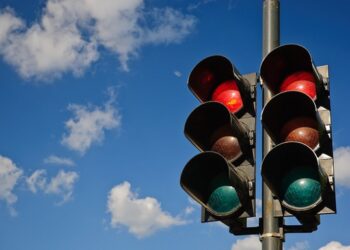 googles-ai-making-traffic-lights-smarter-to-lessen-delays
