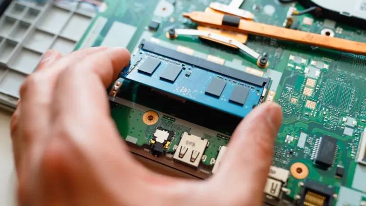 samsungs-ram-replacement-will-make-laptops-much-faster