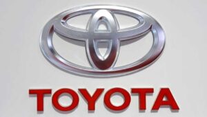 Toyota-imc-bring-down-its-car-prices-by-up-to-rs-1-3-mn