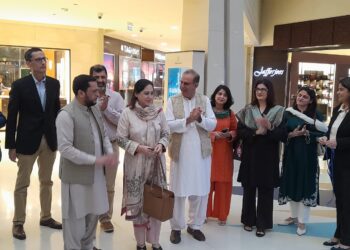 cdc-partnered-with-amcs-organized-world-investor-weekend-23