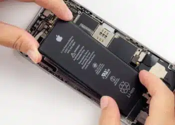 apple-to-develop-more-powerful-batteries-for-its-iphones