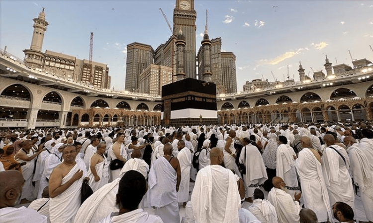 for-hajj-2024-banks-start-receiving-applications-from-today