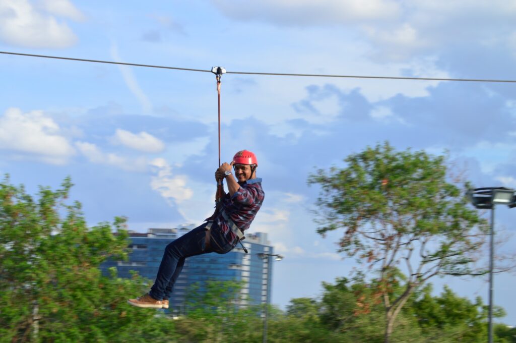 karachis-1st-ever-zip-line-at-safari-park-opened-by-mayor