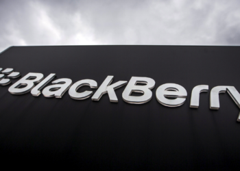blackberry-to-lay-off-more-employees-with-6-global-offices