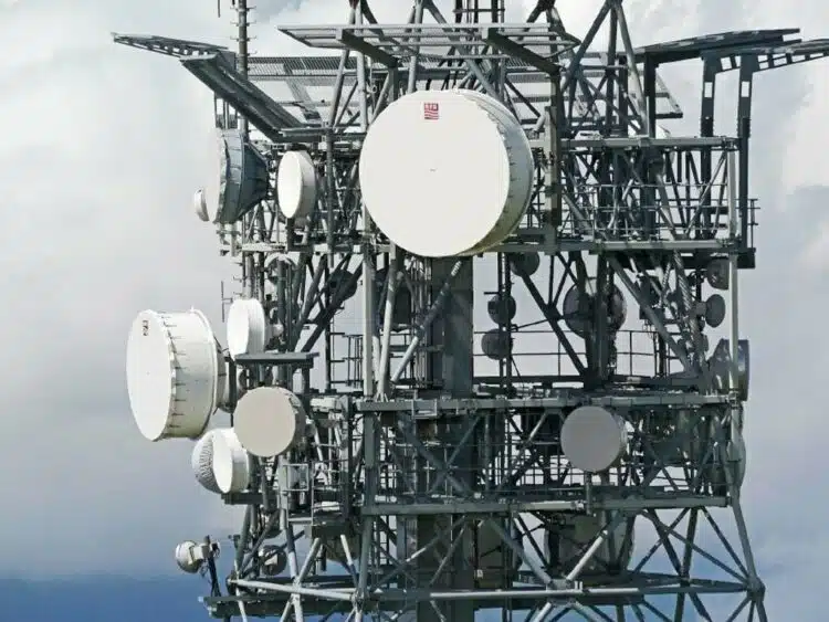 gilgit-faces-telecom-failure-leaving-hundreds-in-tumble