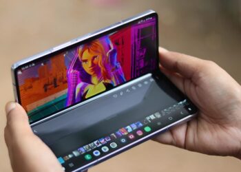 with-no-s-pen-slot-galaxy-z-fold-6-reappears-in-offers