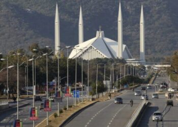 cda-imposes-property-tax-of-rs-0-4-million-in-islamabad