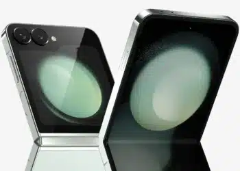 galaxy-z-flip-6-will-get-an-even-larger-cover-screen