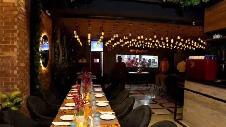 lahore-restaurants-allowed-to-stay-open-from-sehr-till-iftar