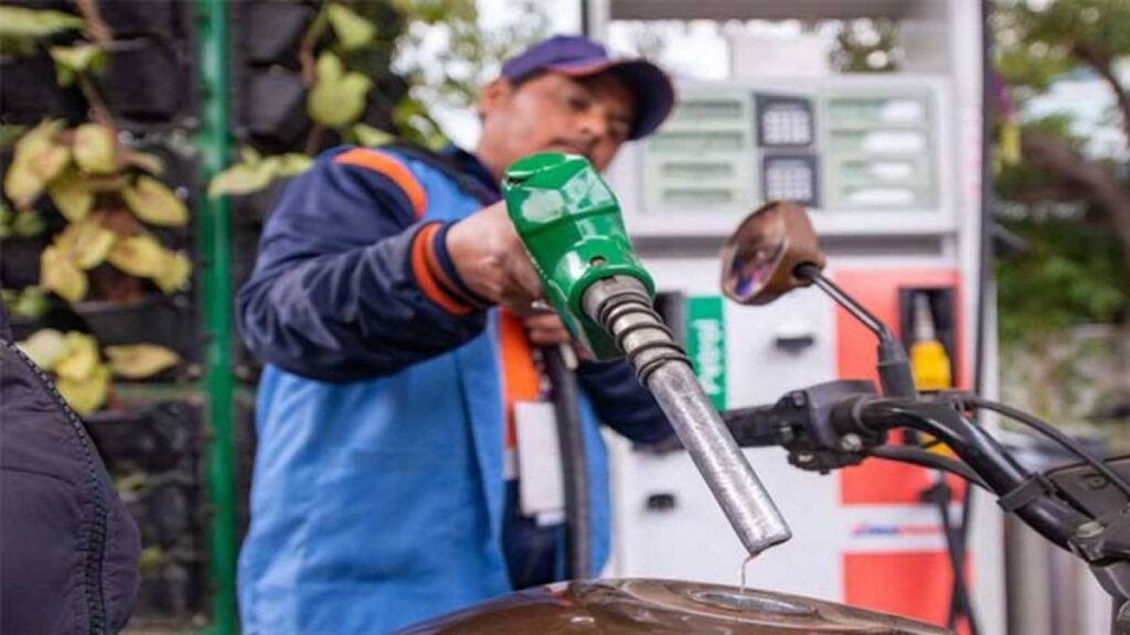 government-drops-petrol-bomb-before-of-eid