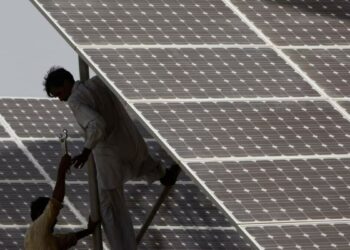 govt-is-set-to-levy-massive-tax-on-solar-panel-users