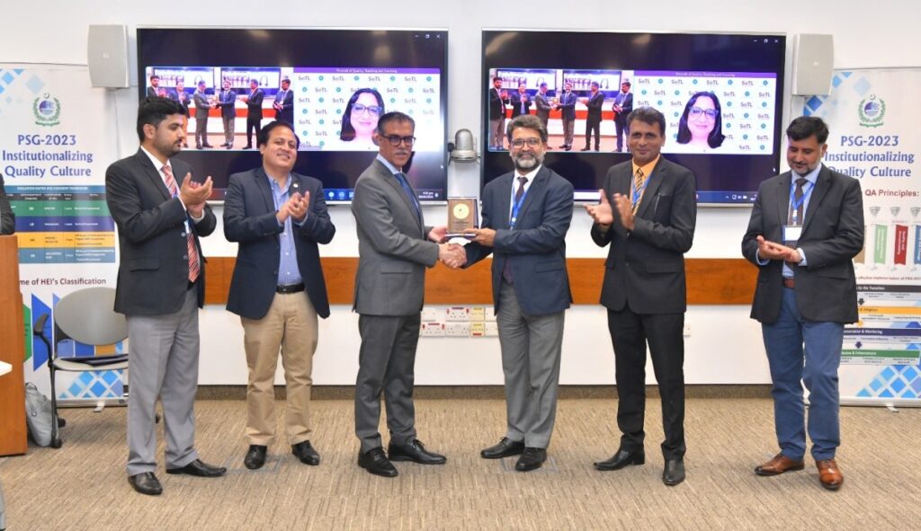 aga-khan-university-hosts-2nd-landmark-event-with-hec