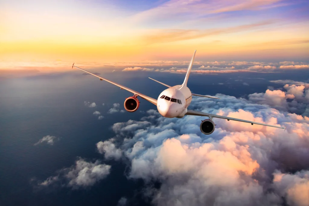 Miracle in Islamabad - private planes avoid collision