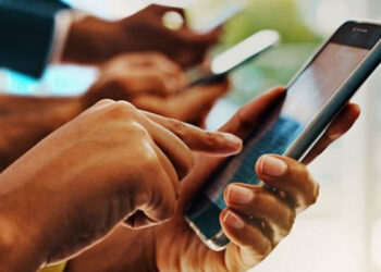 non-filers-will-pay-rs-90-for-every-rs-100-mobile-refill