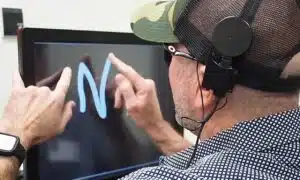 brain-chip-might-allow-blind-people-to-see-again