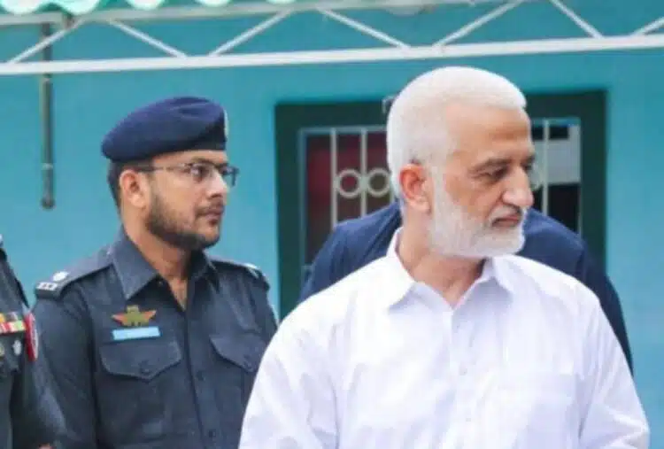 Burney makes way to the jail amid bail wait