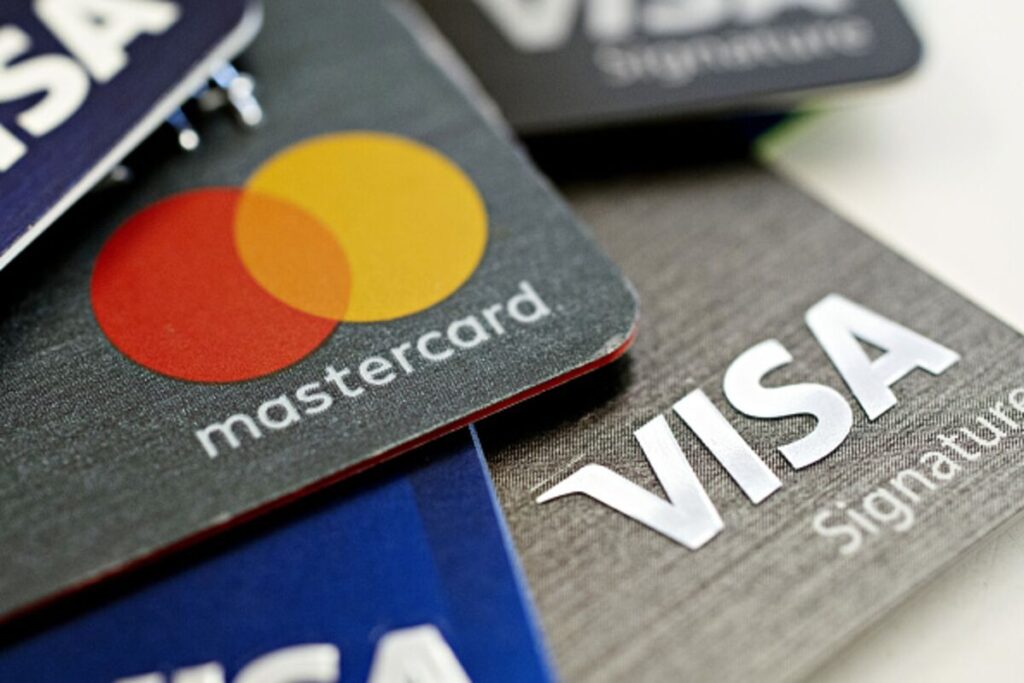 china-asks-visa-mastercard-to-reduce-transaction-fees