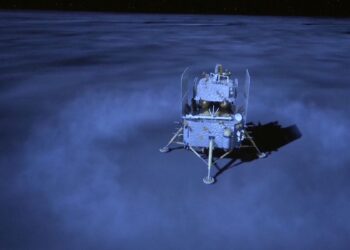 chinas-moon-probe-here-on-earth-with-big-samples