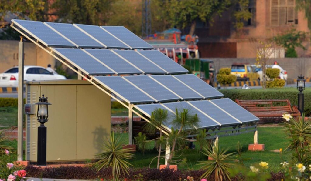 sindh-govt-is-giving-interest-free-solar-panel-loans