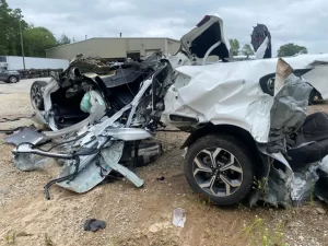 2 dead in early morning Greenville County crash