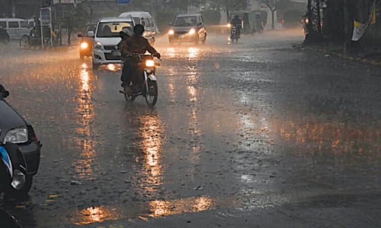 Monsoon rain now to hit Sindh and Balochistan