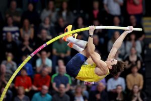 Pole Vault Drama Duplantis Soars Above the Rest