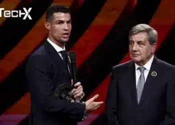 Cristiano Ronaldo Receives Prestigious Platinum Quinas Trophy