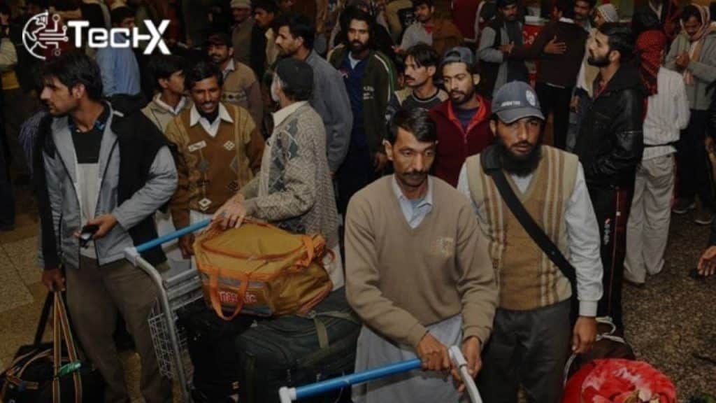 Many Pakistanis Deported from Saudi Arabia, UAE, and Other Countries Within 24 Hours