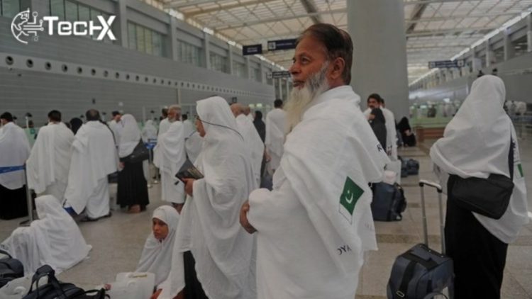 Numerous Umrah Pilgrims Denied Travel Due to Vaccination Requirements