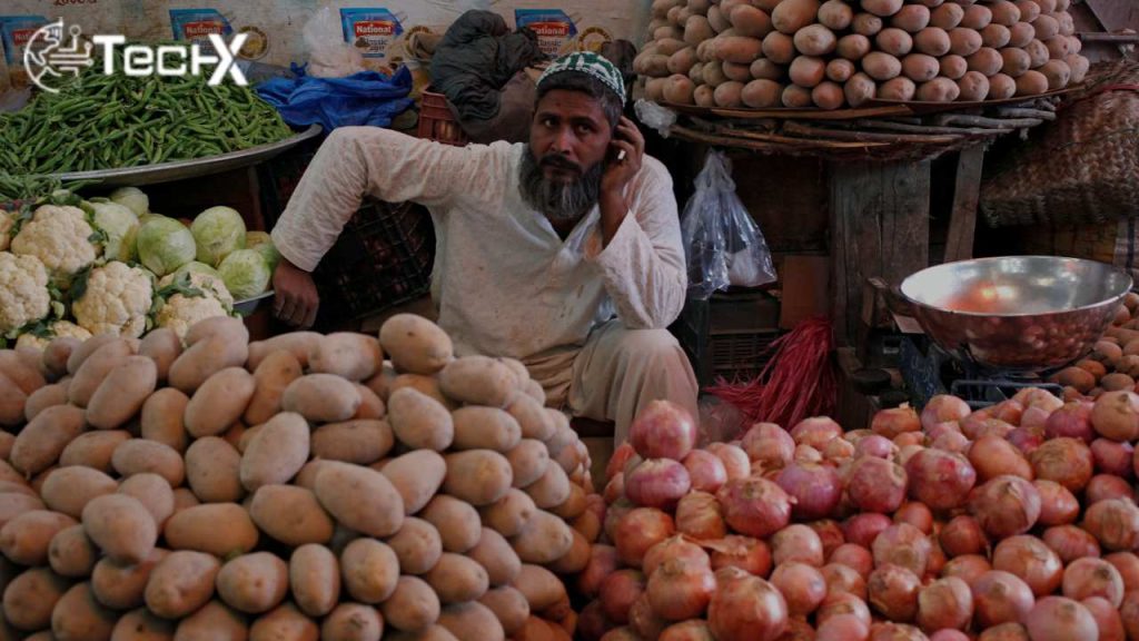 Pakistan's Inflation Projected to Stabilize at 2-2.5% by February 2025