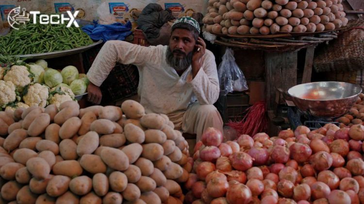 Pakistan's Inflation Projected to Stabilize at 2-2.5% by February 2025