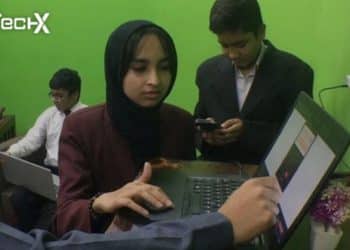 Teenager Develops First Sindhi Calculator Using AI