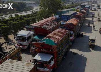 Karachi Bans Trucks, Dumpers, and Other Heavy Vehicles During Daytime