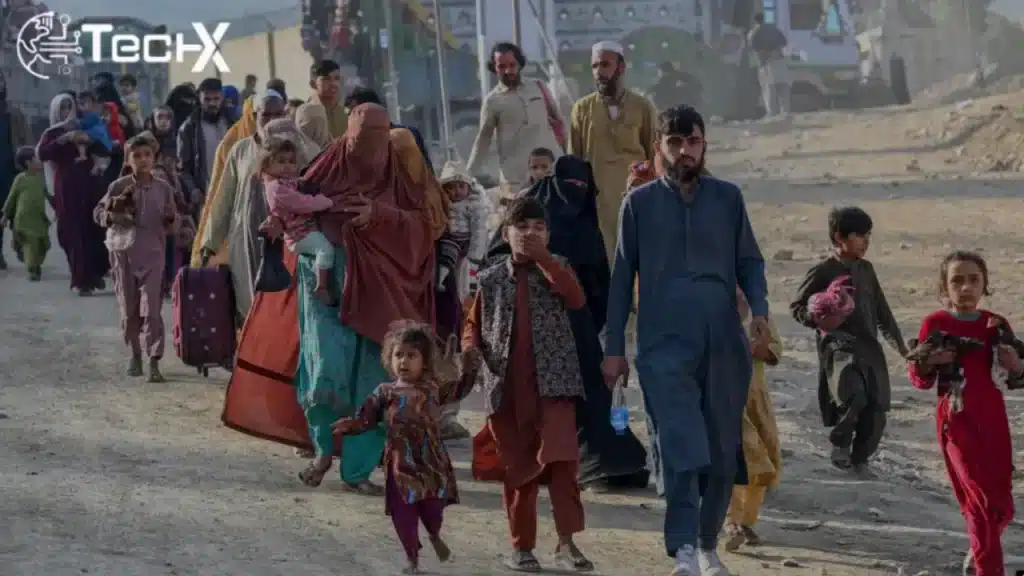 Thousands of Afghans Leave Pakistan as Pressure to Return Intensifies
