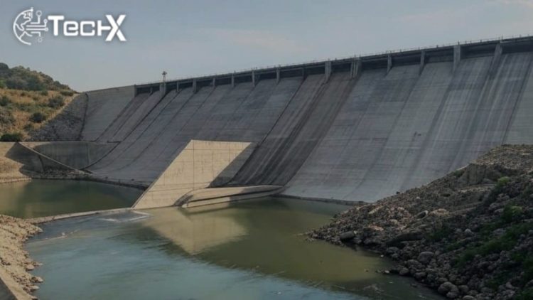 Water Level in 3 Pakistani Dams Goes Dangerously Low