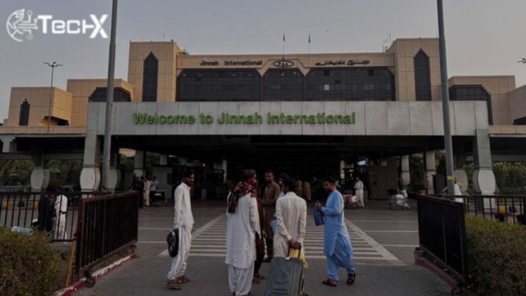 Over 336,999 Pakistanis Moved Abroad in Six Months