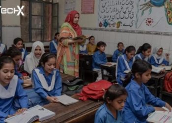Schools to Remain Open in Karachi on Friday