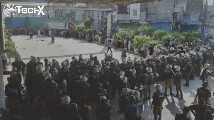 Internet Outage Sparks Political Storm Between Government and TLP