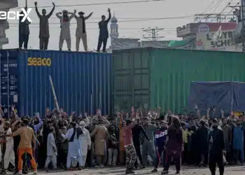 Transport Shut Across Lahore and Islamabad Amid Religious Rally
