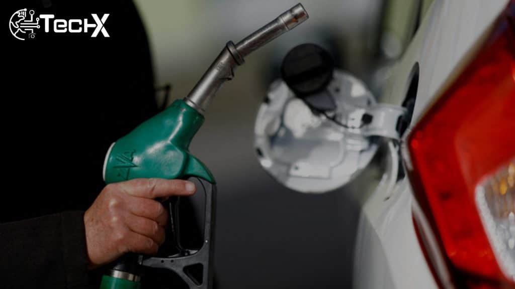 Govt Likely to Reduce Petrol Price Within Days