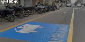 Major Road in Karachi Gets Dedicated Ambulance Lane