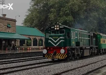 Pakistan Railways Launches Upgraded Railcar on Major Route