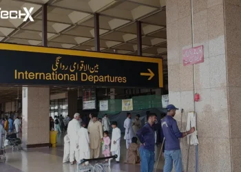 Govt Launches Travel Help Desks to Guide Passengers Abroad